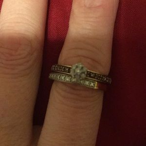 24k wedding set 6/7 price firm it sold